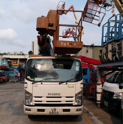 15米街燈車